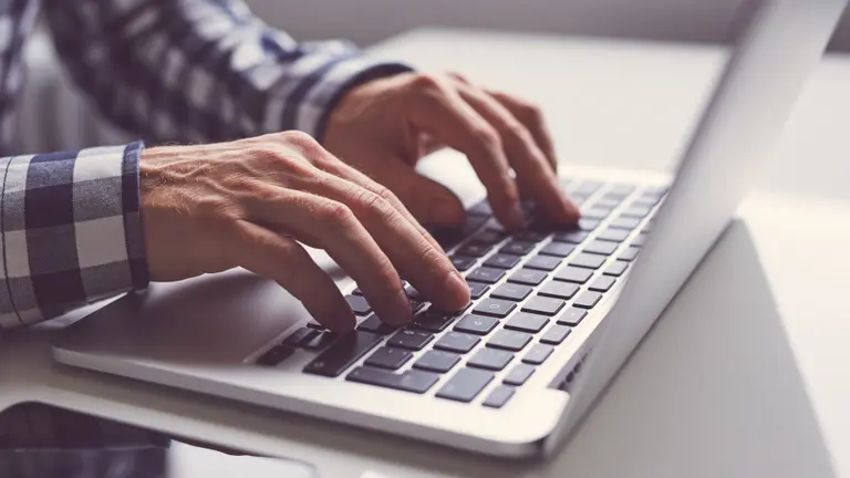 Ganar criptomonedas fácil con baja inversión: cómo funcionan los airdrops, navegadores y faucets