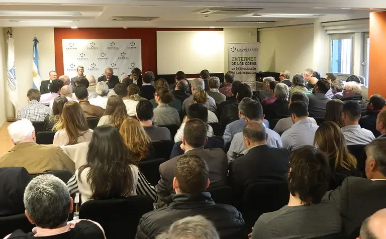 La industria electrónica apuesta a la Internet de las Cosas como una salida a la crisis del sector y de la Argentina