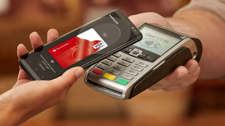 Santander lanza una app para reclamar cargos no reconocidos en la tarjeta