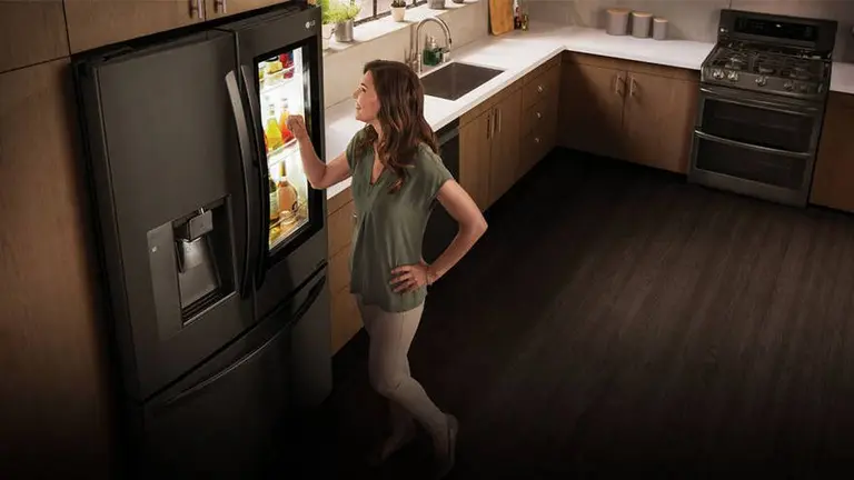 Comida "condimentada" con tecnología: LG lleva la inteligencia artificial a la cocina