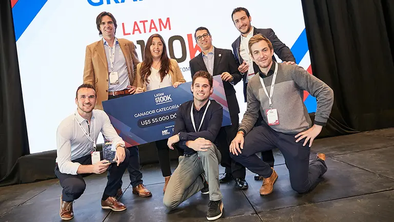 Quiénes son y en qué trabajan los emprendedores argentinos premiados por el MIT