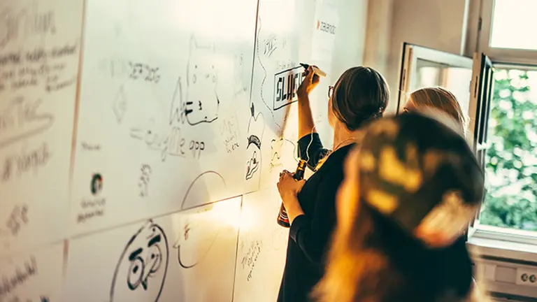 Para LinkedIn, estas son las 10 habilidades que más valoran las empresas