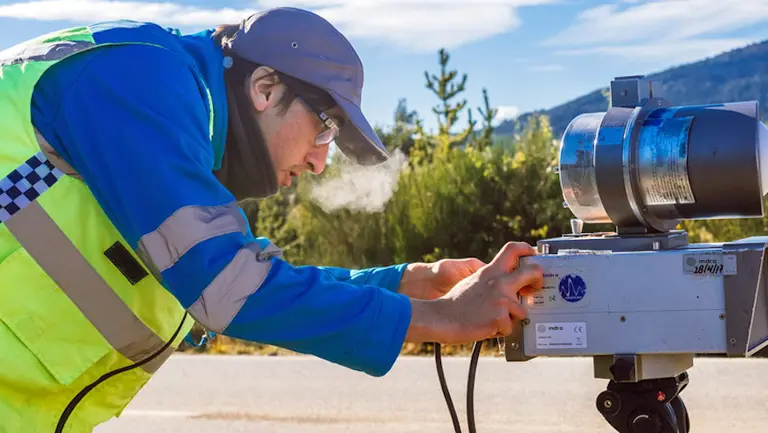 Drones, radares y dispositivos 100% digitales controlarán el tránsito durante las vacaciones
