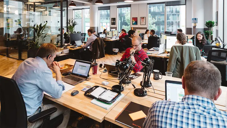 Ganan con la crisis y la nueva forma de empleo: los coworkings baten récord de ocupación en Argentina