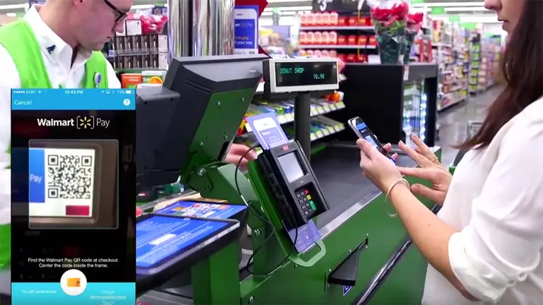 Por qué Walmart eligió a Chile para su primer negocio sin cajeros de la región y qué planea ante el arribo de Amazon