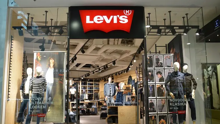 Levi Strauss y Harvard se unen para monitorear lineas de producción a través de Blockchain