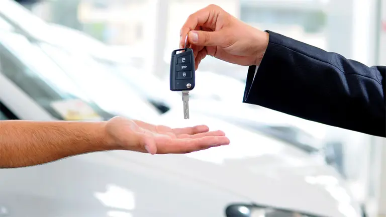 Fin del cepo: fintech que financia autos usados entre particulares anticipa un alza de operaciones