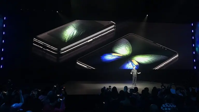 Galaxy Fold: así es el primer smartphone plegable de Samsung