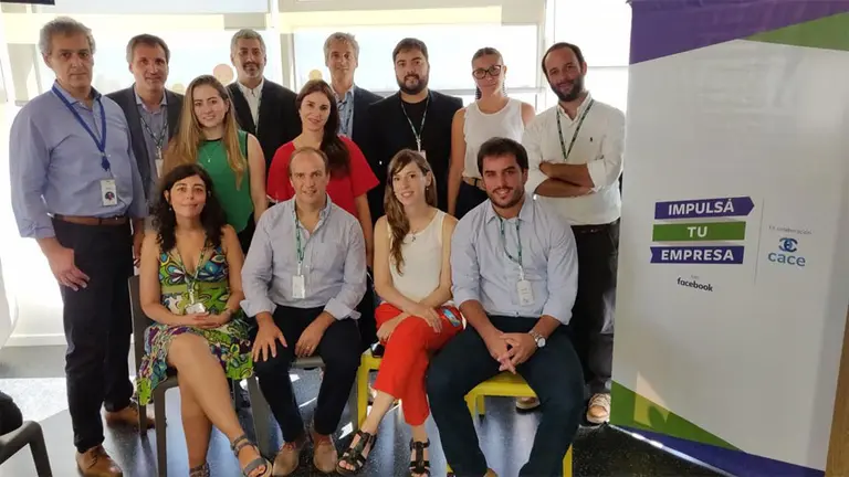 La CACE y Facebook firman acuerdo para capacitar a emprendedores de comunidades "vulnerables"
