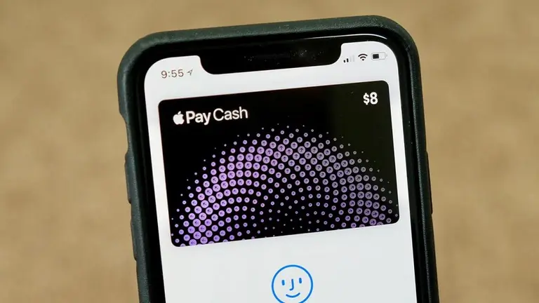 Los bancos, en alerta: Apple prepara su tarjeta de crédito junto a Goldman Sachs
