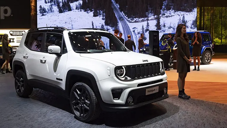 Jeep estrena el Renegade y Compass en versión híbrida enchufable