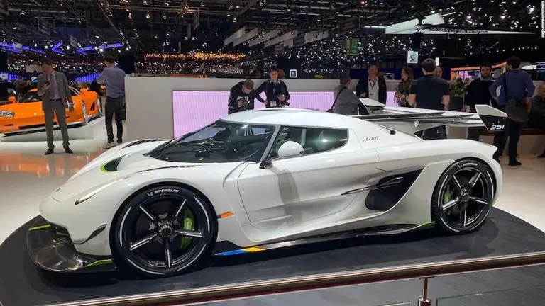 Koenigsegg Jesko: el superdeportivo que utiliza biocombustible y es el más rápido del mundo