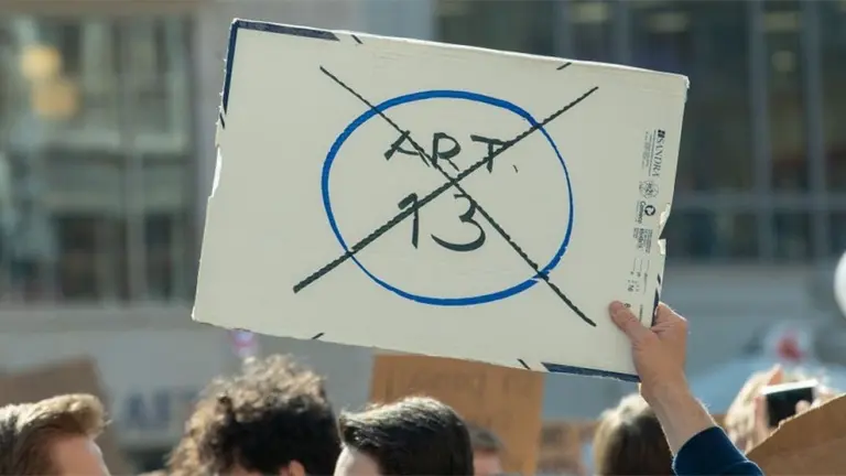 Qué es el Artículo 13 y por qué es "un gran golpe" para Internet