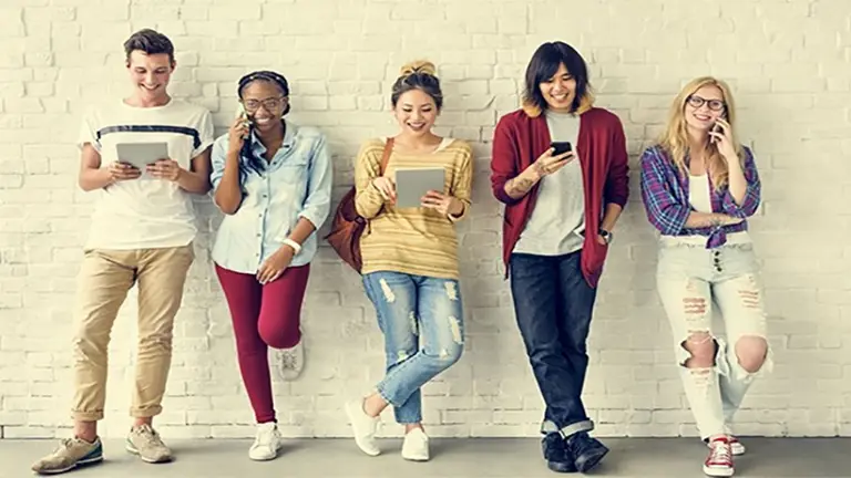 Los Centennials no quieren a Facebook: sólo una ínfima cantidad lo usa como su red social principal