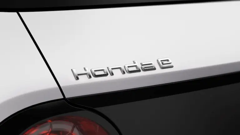 Honda e: así se llama el nuevo modelo eléctrico urbano de la japonesa