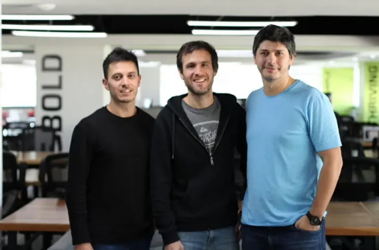 Empleados felices: esta app argentina permite medir el clima laboral en las empresas