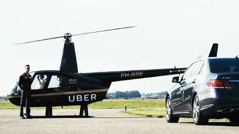 Uber por los aires: su nuevo servicio te lleva en helicóptero hasta el aeropuerto