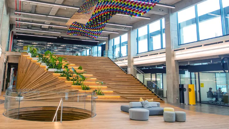 Así es "Zetta", la nueva casa matriz de Mercado Libre en la que invirtió $1.110 millones