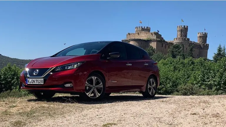 En exclusiva, probamos el Nissan Leaf eléctrico: 200km de recorrido para medir su autonomía