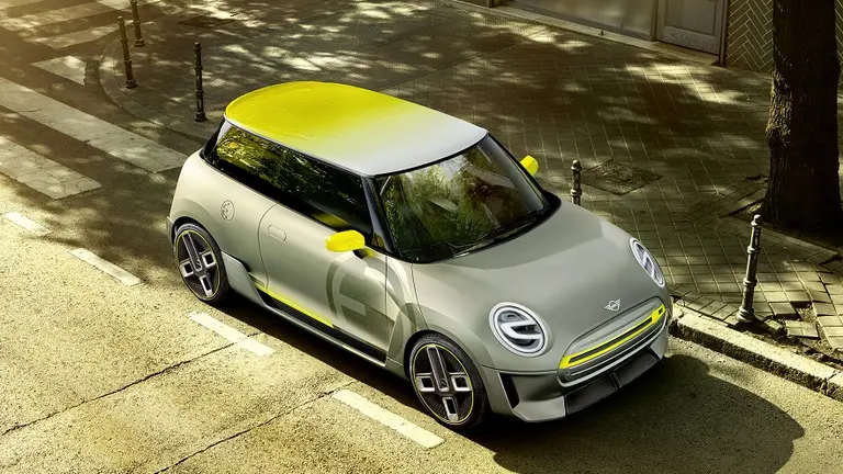 Jaguar, Land Rover, Mini, Bentley y Lotus se suman a la movida eléctrica con nuevos modelos