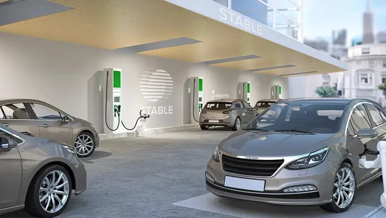 ¿Y los playeros?: Volkswagen ya trabaja en la primera estación de servicio automatizada y robótca