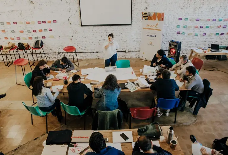 Por su impacto social, 10 emprendimientos cordobeses recibieron apoyo de Facebook