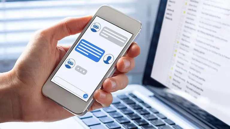 Inteligencia artificial: así es "Mariela", el chatbot argentino que vende autos y está nominado a premios internacionales