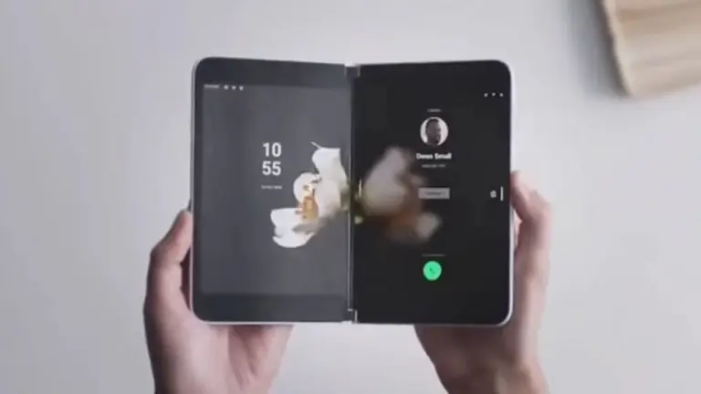 ¿Vuelve al negocio de los teléfonos?: Microsoft presenta un móvil con pantalla plegable y Android