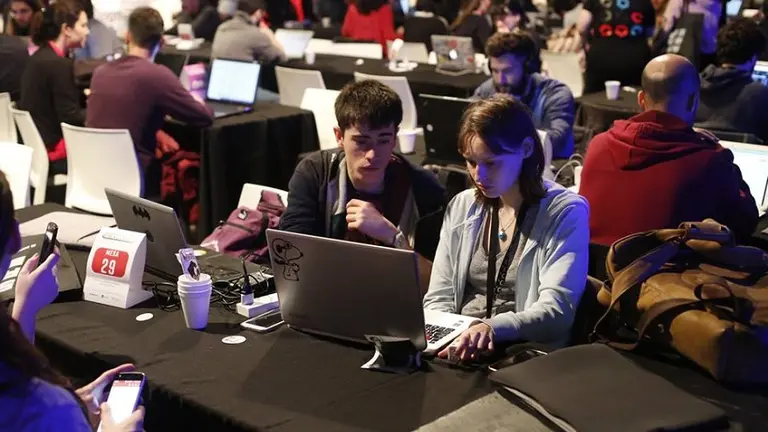 Llega Nerdear.la al Konex: fechas y actividades del encuentro argentino para profesionales IT