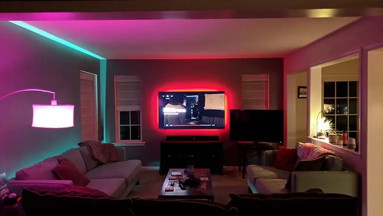 Tu casa, cada vez más inteligente: Signify lanza su nueva línea de luces conectadas para el hogar