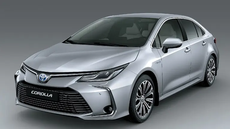 Valen como un naftero, consumen la mitad: ¿cuánto ahorrás con un híbrido de Toyota, Hyundai o Ford?