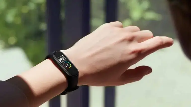 Pulseras inteligentes, no sólo para deportistas: ya permiten medir tu nivel de oxígeno en sangre