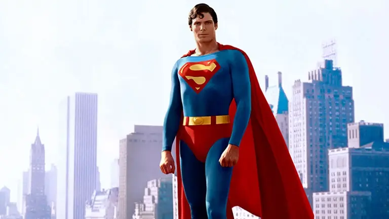 Microsoft y Warner Bros almacenaron la película original de Superman de 1978 en un cuadrado de vidrio