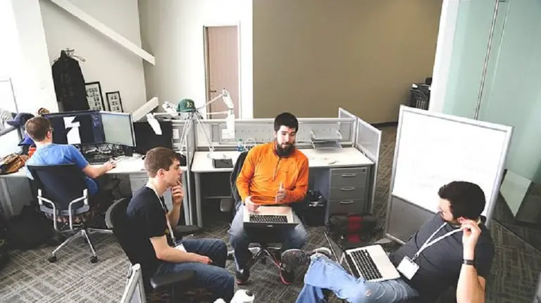 Paso a paso: los 10 pasos indispensables para presentar un pitch exitoso ante ángeles inversionistas