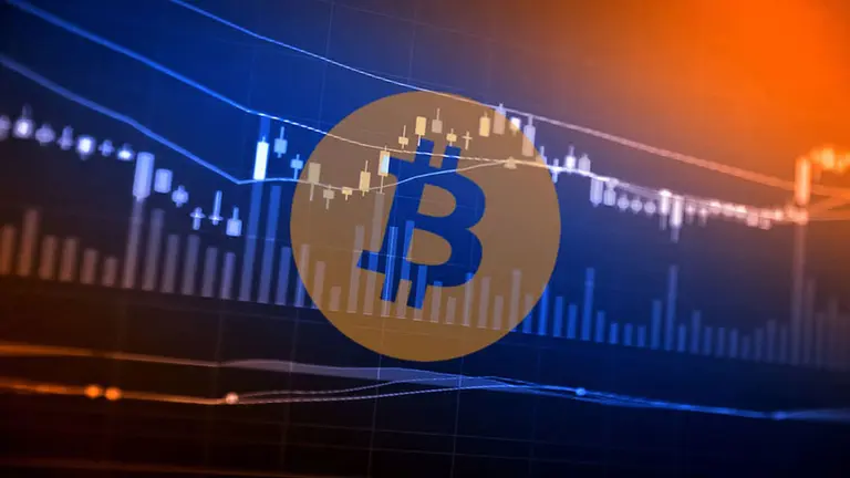 El precio de bitcoin sigue por arriba de u$s 61.000, pero se encienden señales de alarma
