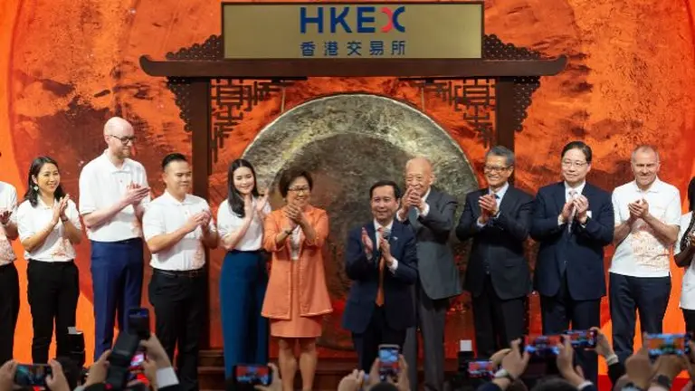 Alibaba, de festejo: debuta con pie firme en la Bolsa de Hong Kong y sus acciones suben un 6,6%