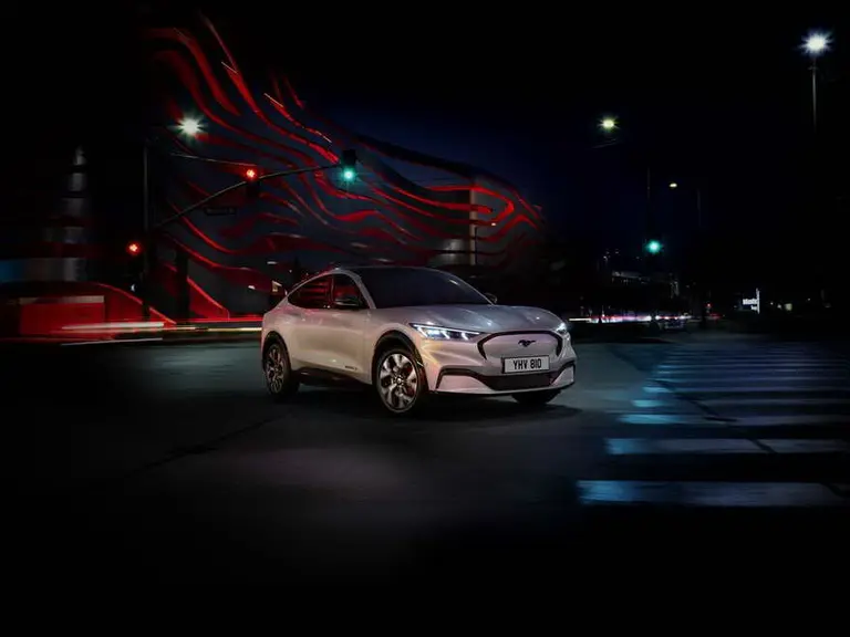 Éxito de ventas: a nueve días de lanzando para reservar, se agotó el Ford Mustang Mach-E eléctrico