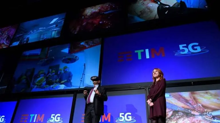 Conectividad del futuro: realizan la primera operación remota en resolución 4K gracias al 5G