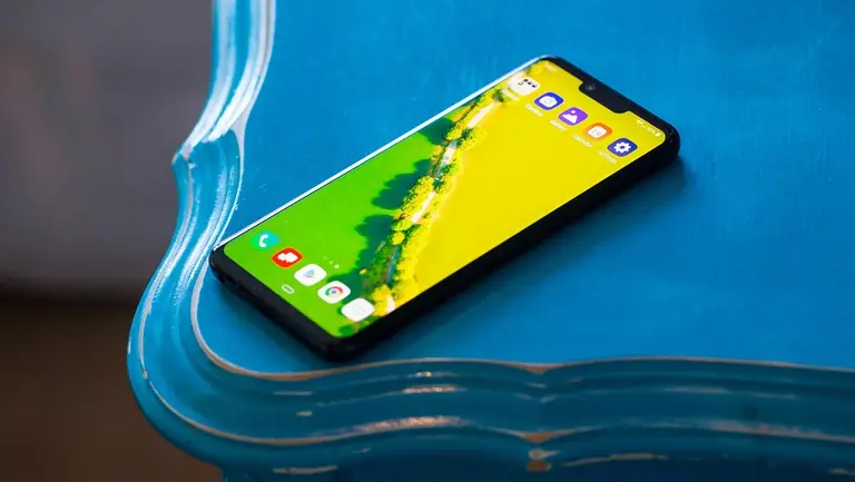 LG lanza un teléfono que se puede manejar sin tocar la pantalla y con "lector de venas"