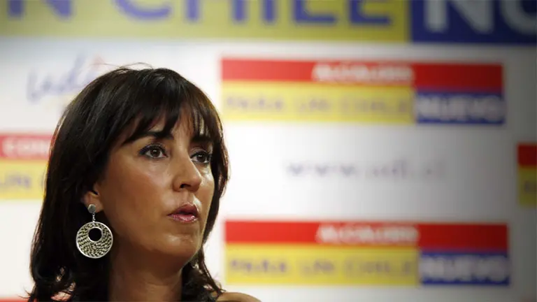 El dólar tarjeta ya impacta del otro lado de la cordillera: gobierno chileno afirmó que le "duele" el recargo de 30%