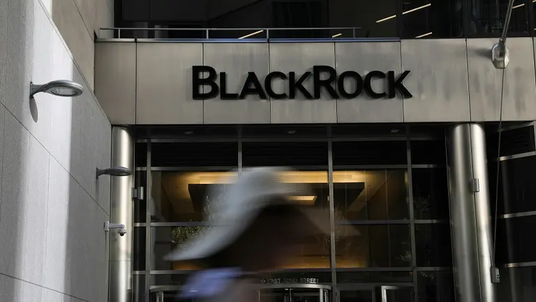 ¿Por qué para Blackrock la tokenización es un cambio tan disruptivo como internet en los 90?