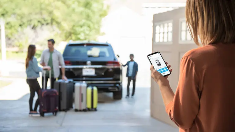 Google con Ford, Microsoft y General Motors: qué esconden estas alianzas y cómo cambiarán la forma de moverte