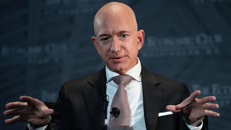 ¿Amazon amenaza la economía mundial?: por qué se cuestiona a la empresa de Jeff Bezos