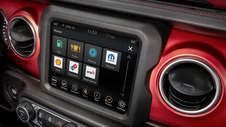 Alianza: Fiat Chrysler y Shell permitirán el pago de combustible vía una aplicación del automóvil