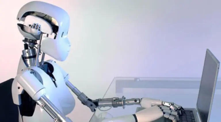 A prepararse: tu próximo ascenso podría ser decidido por un robot con inteligencia artificial