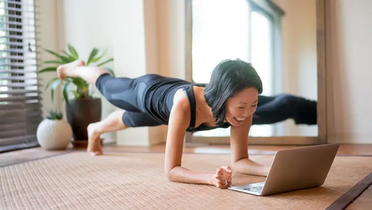 Ejercicios virtuales y nutrición digital: una plataforma de entrenamiento se adapta a la cuarentena