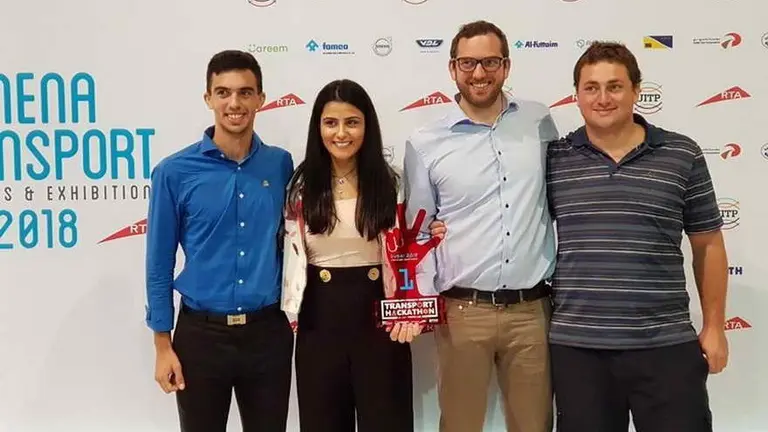 Talento rosarino: esos emprendedores crean un respirador artificial de bajo costo