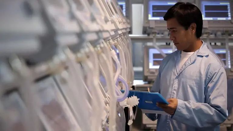 Máscaras, respiradores, kits: cómo el Gobierno encarará con impresoras 3D y equipos 4.0 el pico de la pandemia