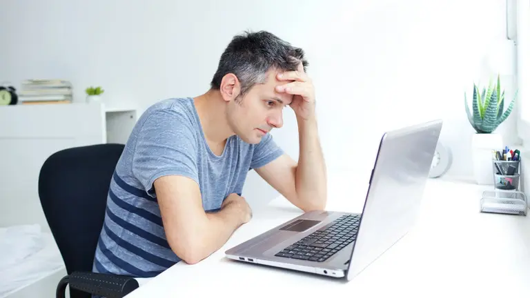 "Burnout" y coronavirus: cómo impactó el estrés en los trabajadores argentinos durante el aislamiento