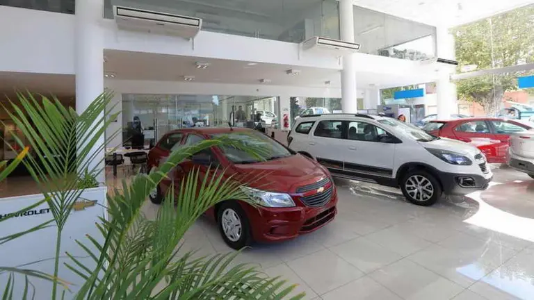 Inteligencia artificial para la compraventa de autos: esta plataforma online permite que saques más por tu usado